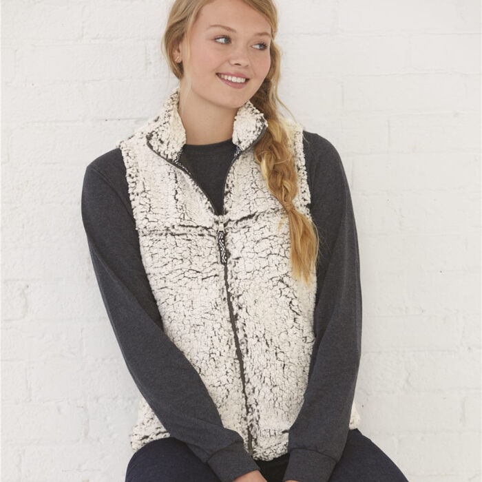 Women’s Sherpa Full-Zip Vest Thumbnail